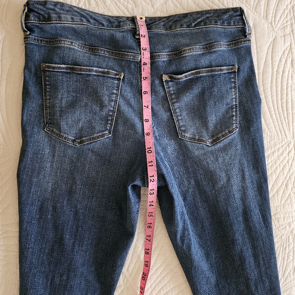 Universal Thread Fair Trade Distressed Jeans - image 2